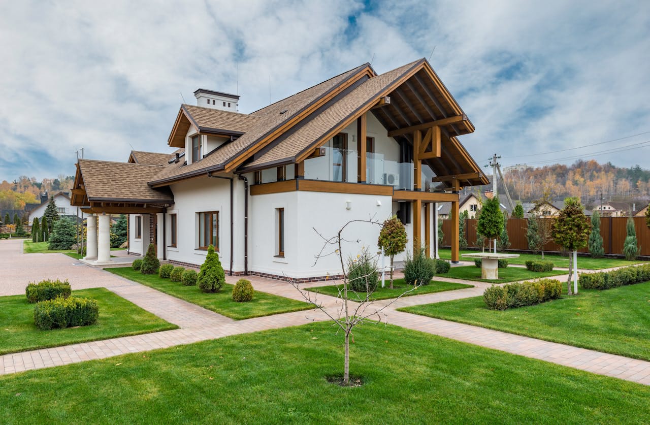 7 Creative Ways to Incorporate Lazy Lawn in Your Home Makeover