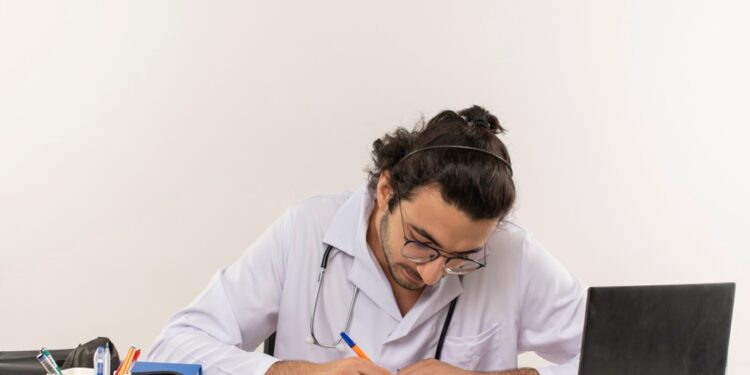 Top Mistakes Students Make in Nursing Essay Writing