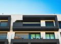 Why Balcony Glass Is So Hard to Keep Clean